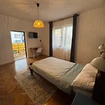 Apartament By The Sea