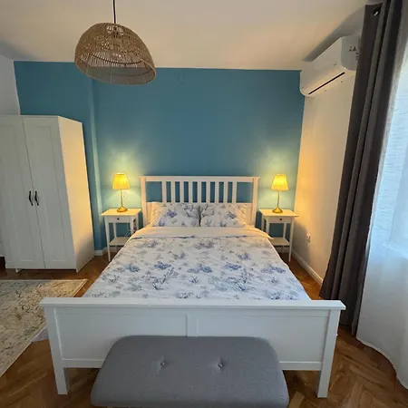 By The Sea * Primorszko