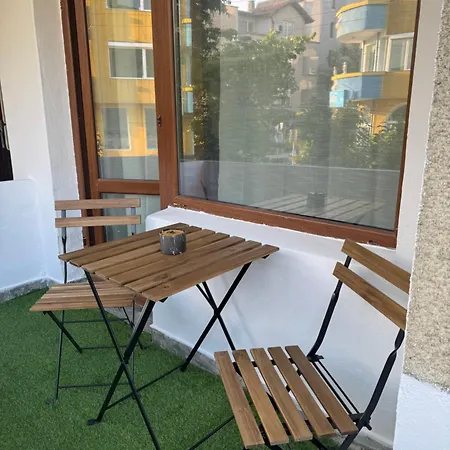 By The Sea Primorszko