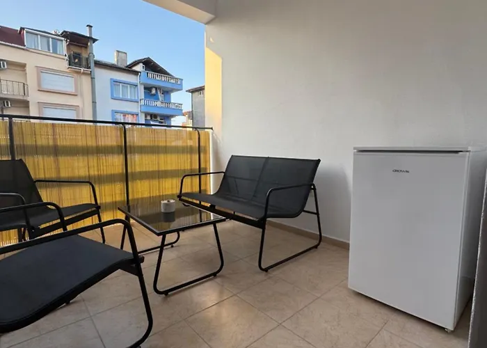 By The Sea Apartman *